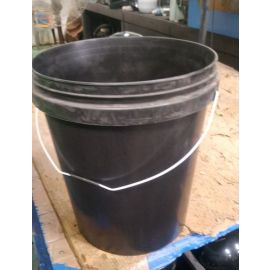 Starlite Plastic Black Bathroom Bucket