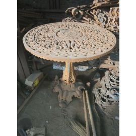 R.D. cast iron garden table powder coated  (40 kg ) ( weight 10 % +-)RDC-054